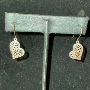 Petite 10kt YG Heart Earrings.